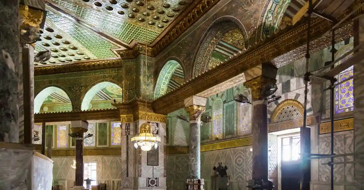 Architectural Beauty of the Dome of the Rock Interior